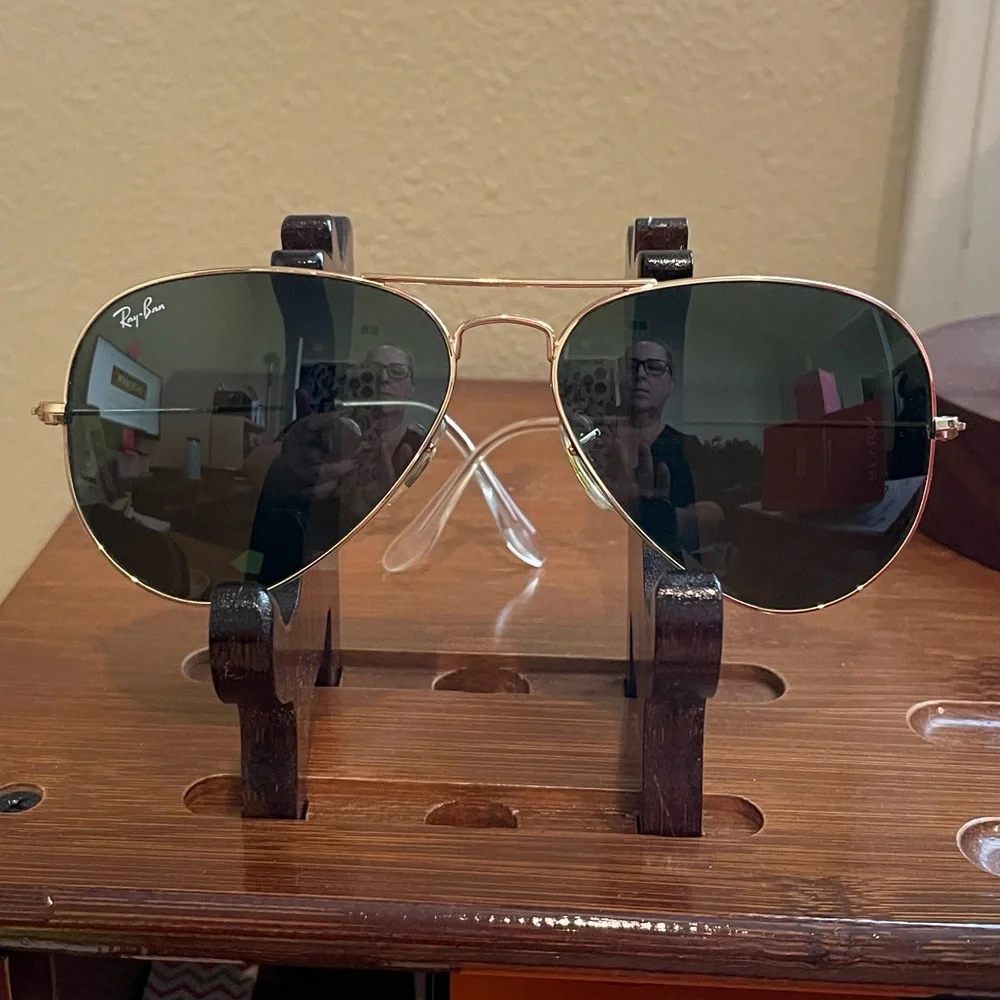 Ray-Ban Aviator Sunglasses - Picture 7 of 9